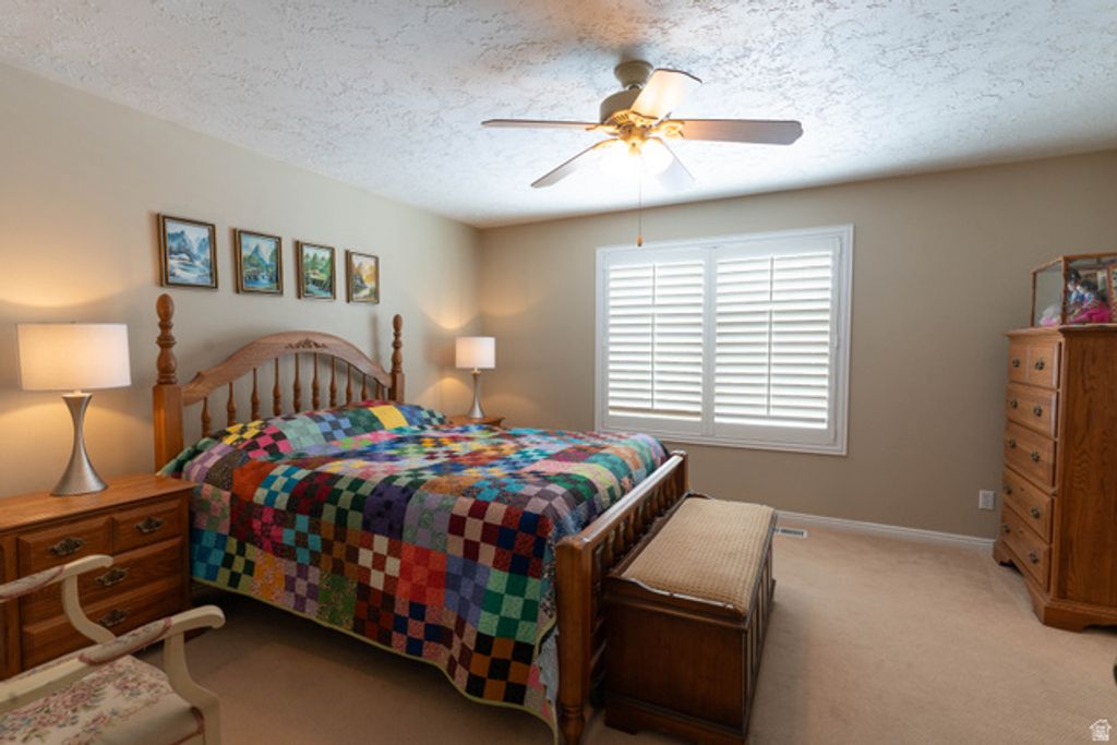Image 20 of property listing at 233 S 750 E, Bountiful, UT 84010