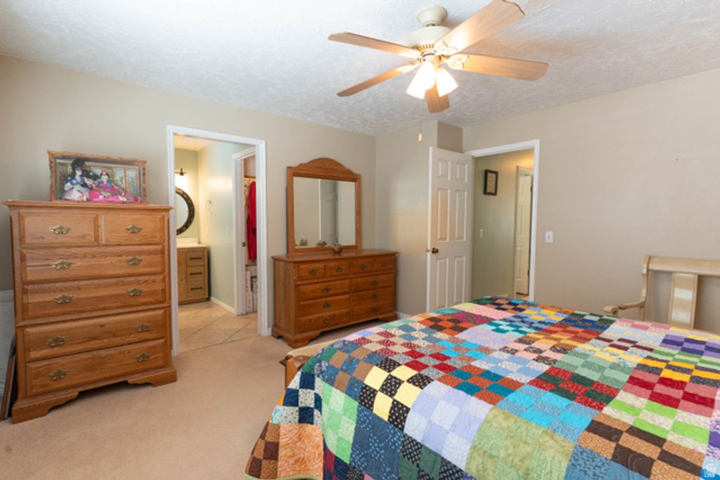 Image 21 of property listing at 233 S 750 E, Bountiful, UT 84010