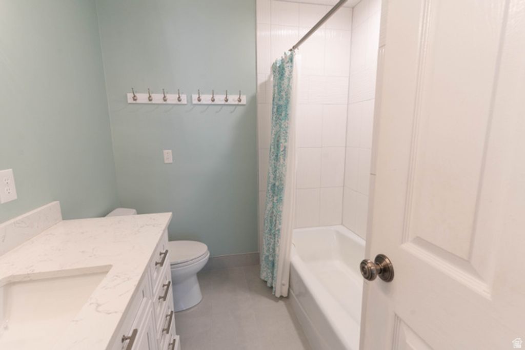 Image 25 of property listing at 233 S 750 E, Bountiful, UT 84010