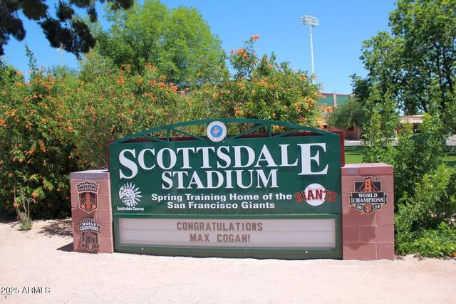 4800 N 68TH Street 106, Scottsdale, AZ 85251