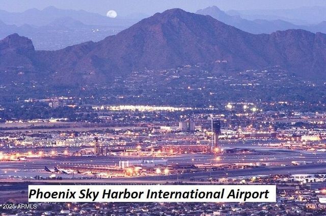 4800 N 68TH Street 106, Scottsdale, AZ 85251