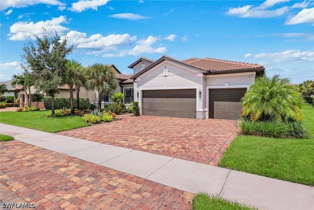 9151 Snowy Owl WAY, Naples, FL 34120
