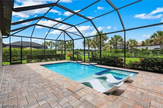 9151 Snowy Owl WAY, Naples, FL 34120