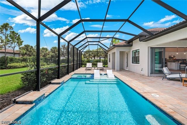 9151 Snowy Owl WAY, Naples, FL 34120