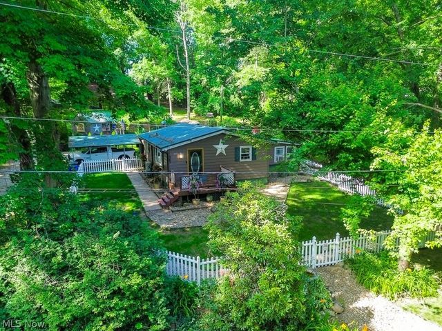 888 Mill Road, Ravenna, OH 44266
