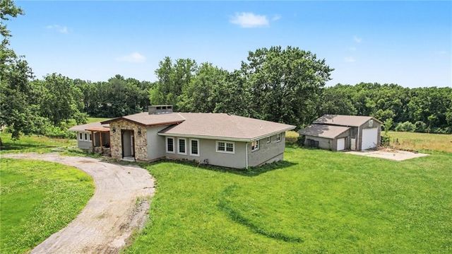 3322 N 67th Street, Kansas City, KS 66104