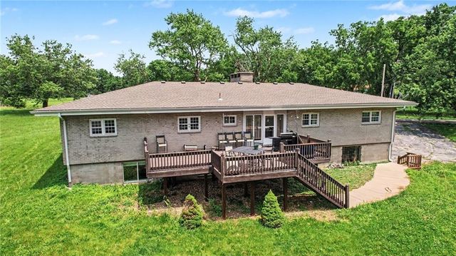 3322 N 67th Street, Kansas City, KS 66104