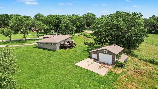 3322 N 67th Street, Kansas City, KS 66104