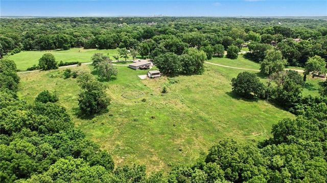 3322 N 67th Street, Kansas City, KS 66104