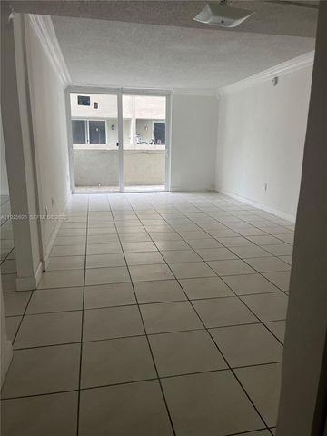 10000 nw 80 ct 2301, Hialeah Gardens, FL 3301