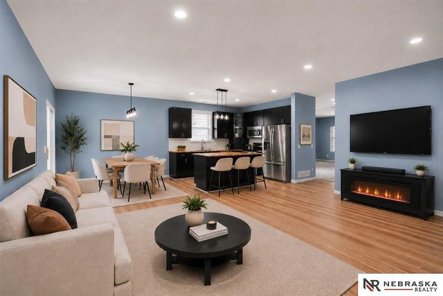 7502 N 107 Avenue, Omaha, NE 68122
