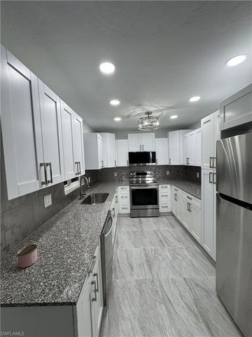 1201 Betmar BLVD, North Fort Myers, FL 33903