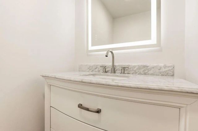 737 Alta Vista Dr, Vista, CA 92084