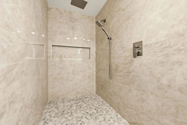 737 Alta Vista Dr, Vista, CA 92084