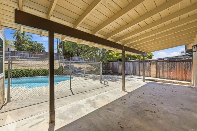 737 Alta Vista Dr, Vista, CA 92084