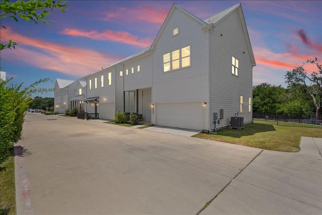 4501 Grassland DR 39, Austin, TX 78723