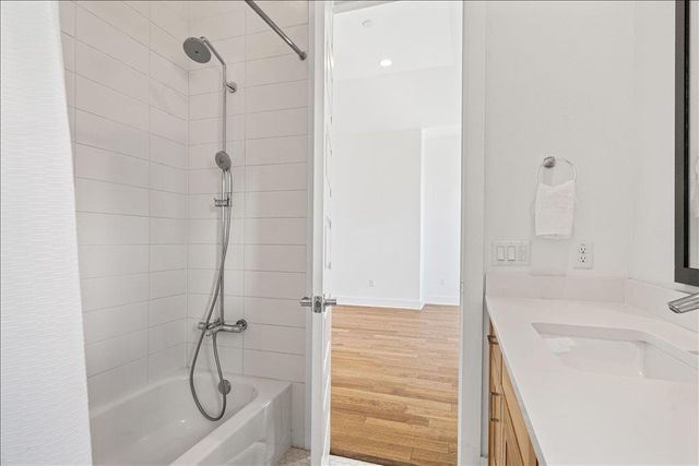 4501 Grassland DR 39, Austin, TX 78723