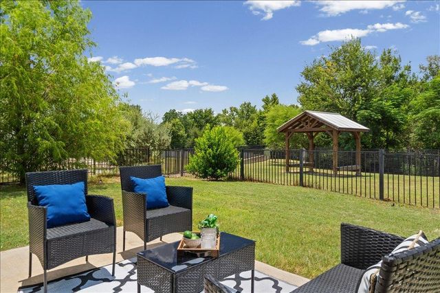 4501 Grassland DR 39, Austin, TX 78723