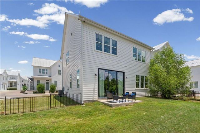 4501 Grassland DR 39, Austin, TX 78723