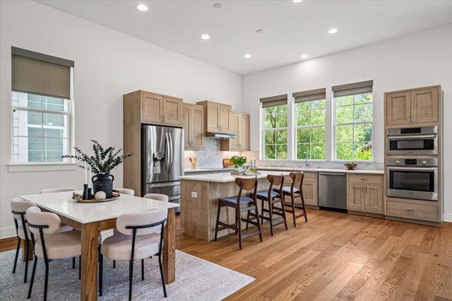 4501 Grassland DR 39, Austin, TX 78723