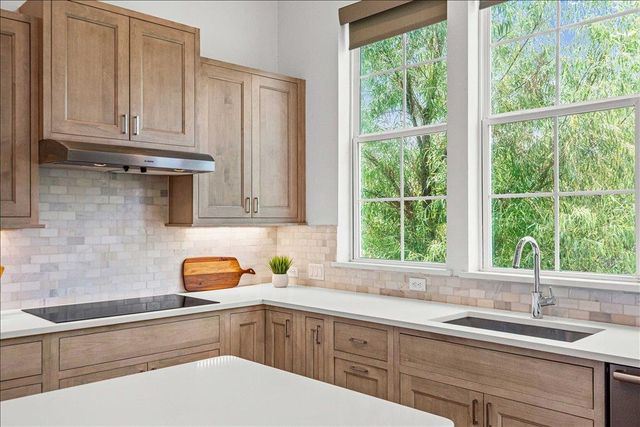 4501 Grassland DR 39, Austin, TX 78723