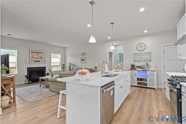 7659 Autumn Leaves Ln, New Kent, VA 23124