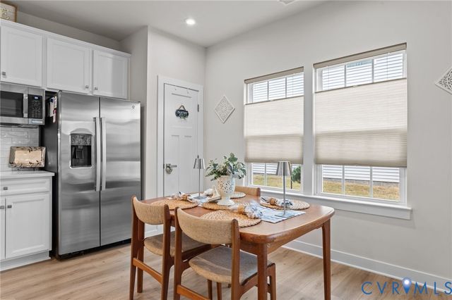 7659 Autumn Leaves Ln, New Kent, VA 23124