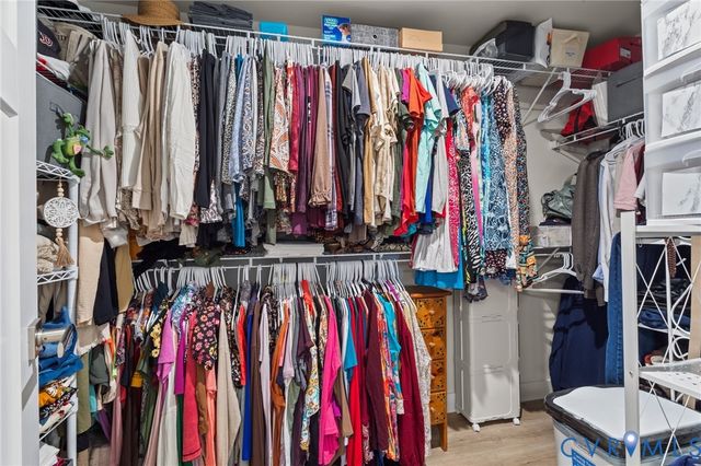 7659 Autumn Leaves Ln, New Kent, VA 23124