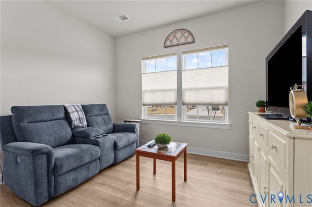 7659 Autumn Leaves Ln, New Kent, VA 23124