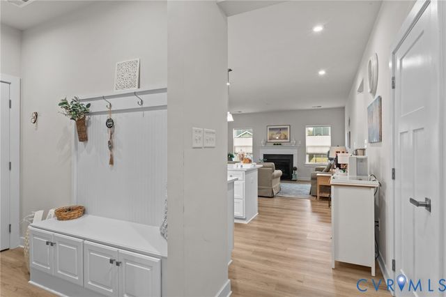 7659 Autumn Leaves Ln, New Kent, VA 23124