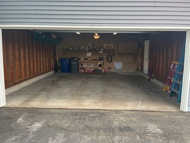 3048 Parkwild Drive 0, Bettendorf, IA 52722