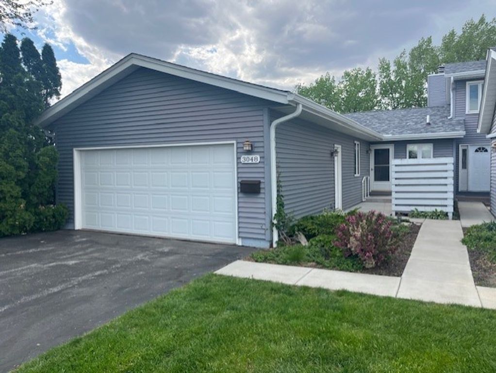 3048 Parkwild Drive 0, Bettendorf, IA 52722