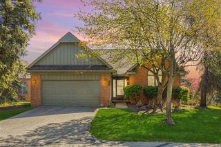 37743 Avon Lane, Farmington Hills, MI 48331