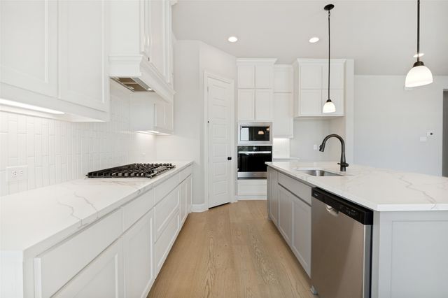 3266 Arbor Grove Trail, Midlothian, TX 76065
