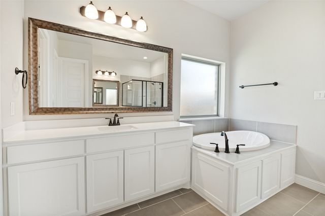 3266 Arbor Grove Trail, Midlothian, TX 76065