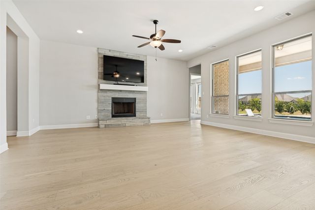 3266 Arbor Grove Trail, Midlothian, TX 76065