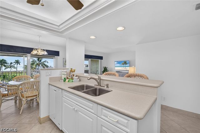 1246 Fulgur ST 110, Sanibel, FL 33957