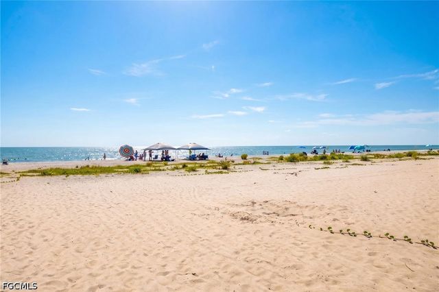 1246 Fulgur ST 110, Sanibel, FL 33957