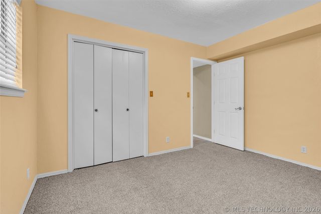 2400 Woodleaf Court, Ardmore, OK 73401