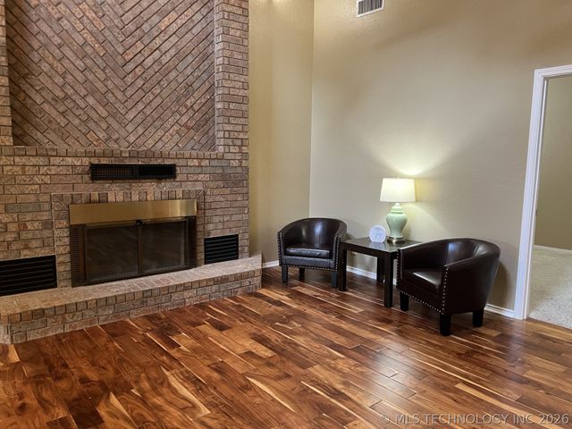 2400 Woodleaf Court, Ardmore, OK 73401