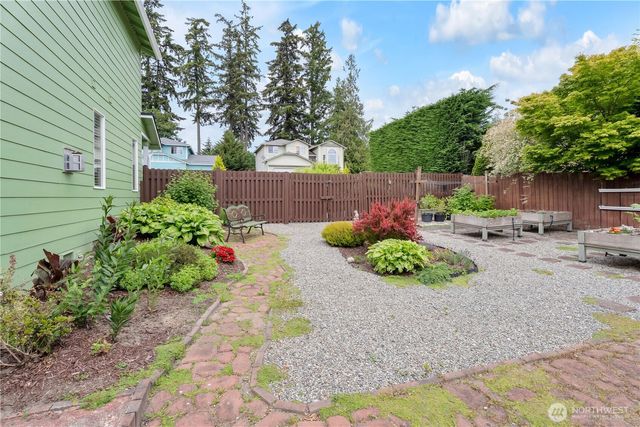 7800 260th Street NW, Stanwood, WA 98292