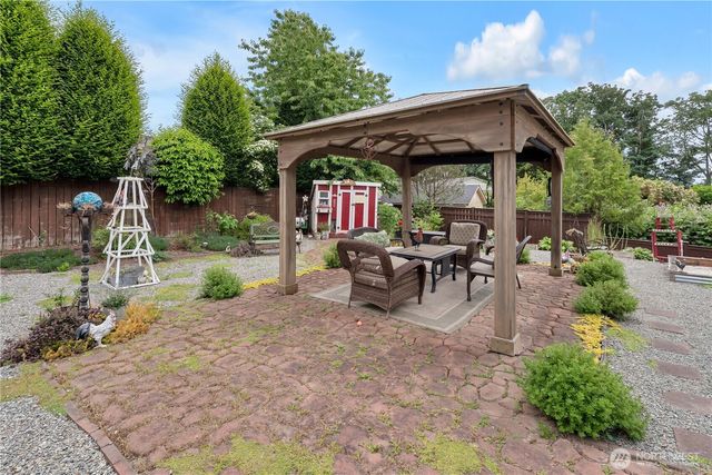 7800 260th Street NW, Stanwood, WA 98292
