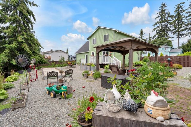 7800 260th Street NW, Stanwood, WA 98292