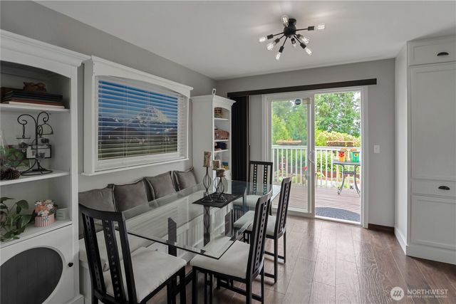 7800 260th Street NW, Stanwood, WA 98292