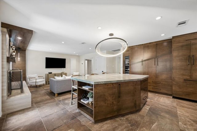 12610 Trail Hollow Drive, Houston, TX 77024