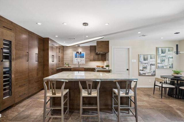 12610 Trail Hollow Drive, Houston, TX 77024