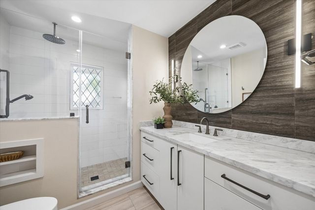 12610 Trail Hollow Drive, Houston, TX 77024