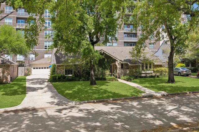 12610 Trail Hollow Drive, Houston, TX 77024