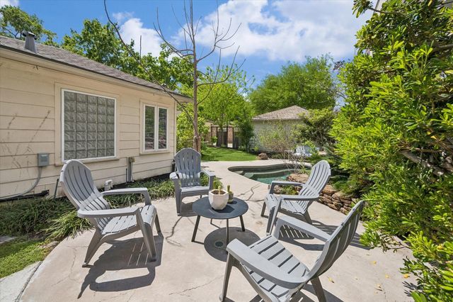 12610 Trail Hollow Drive, Houston, TX 77024