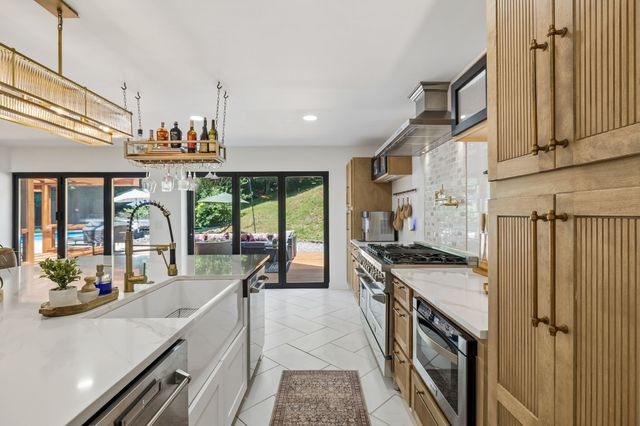 1018 Walnut Ct, Goodlettsville, TN 37072